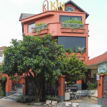 Ferienwohnung Kin Wander Trung Son Ho-Chi-Minh-Stadt Exterior foto